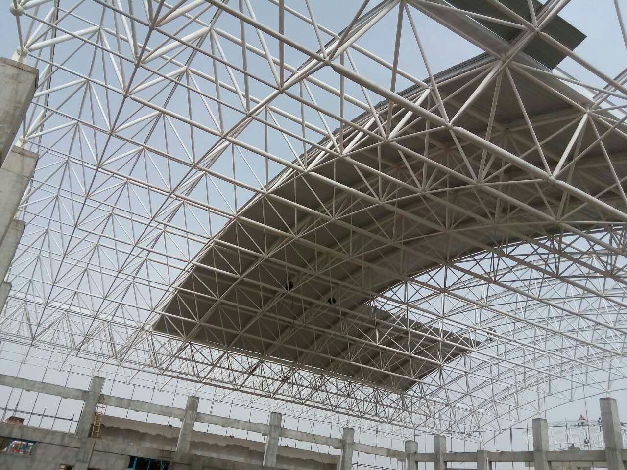 温岭青岛一汽网架